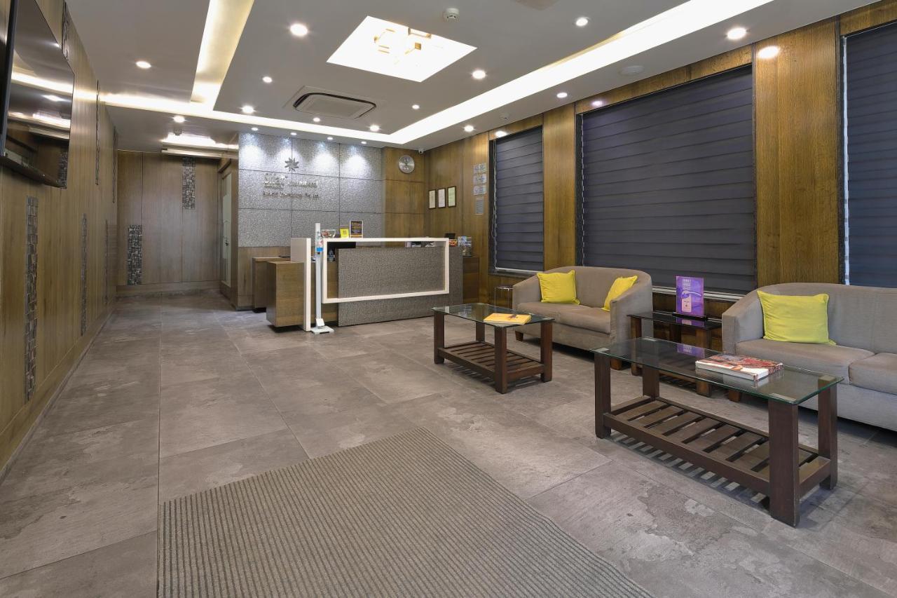 Hotel Sifat International Szúrat Kültér fotó
