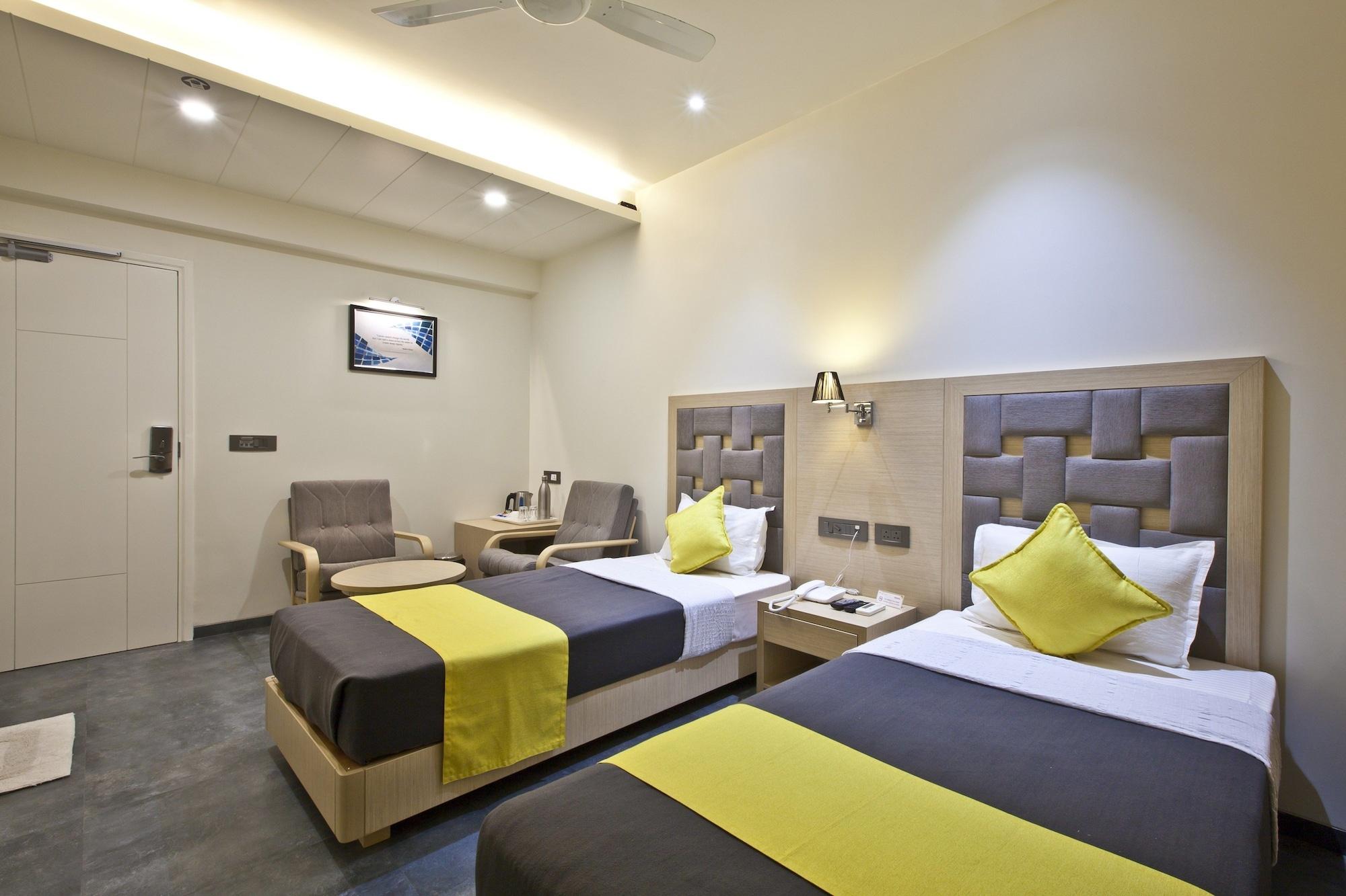 Hotel Sifat International Szúrat Kültér fotó