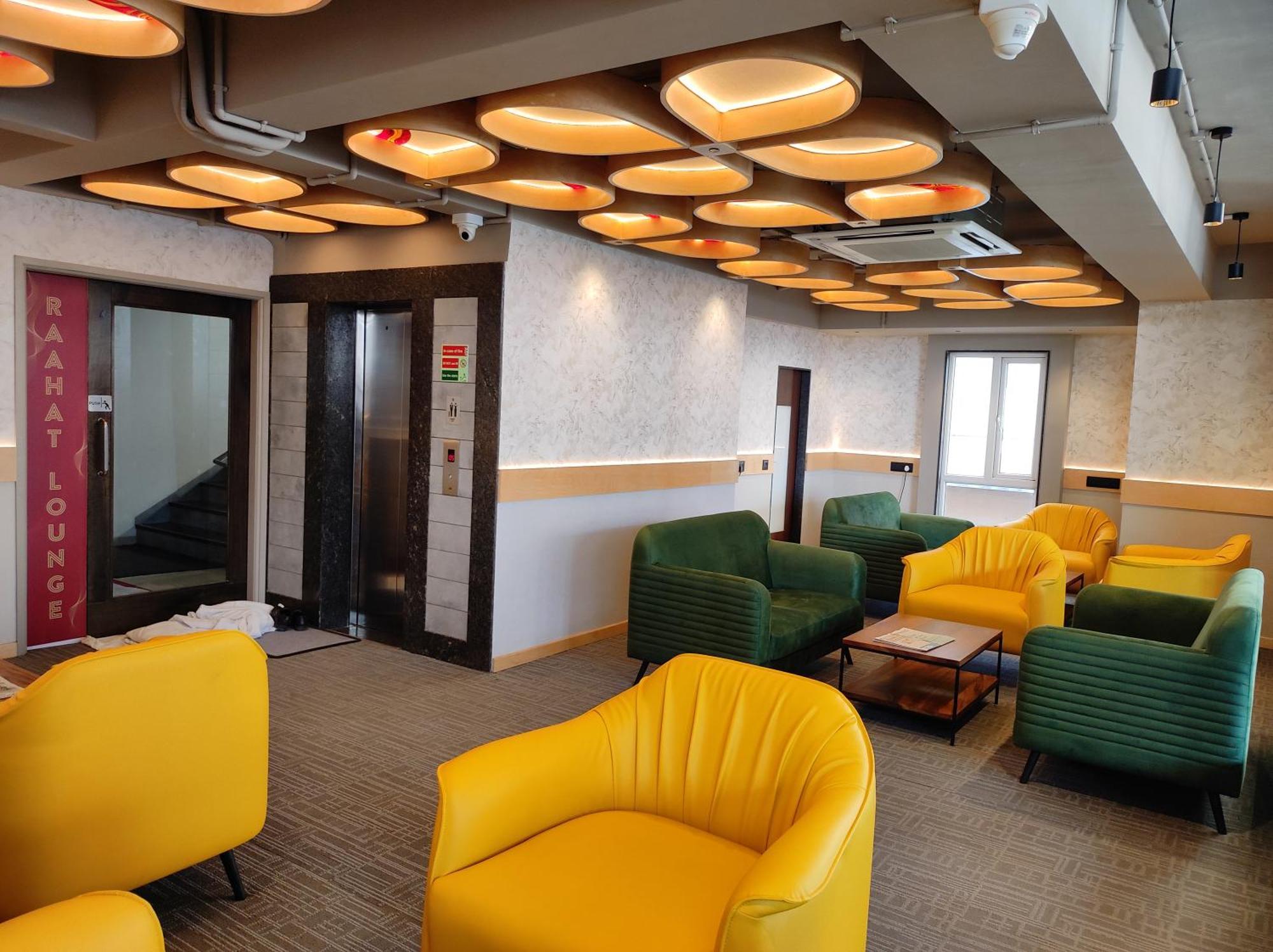 Hotel Sifat International Szúrat Kültér fotó