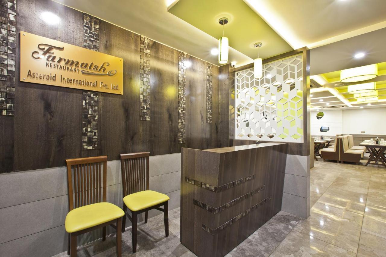 Hotel Sifat International Szúrat Kültér fotó